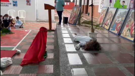 Representacion Muerte Y Resureccion (10)